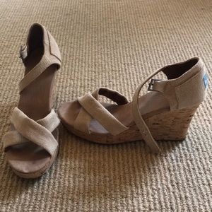 Toms Tan Cork Wedges